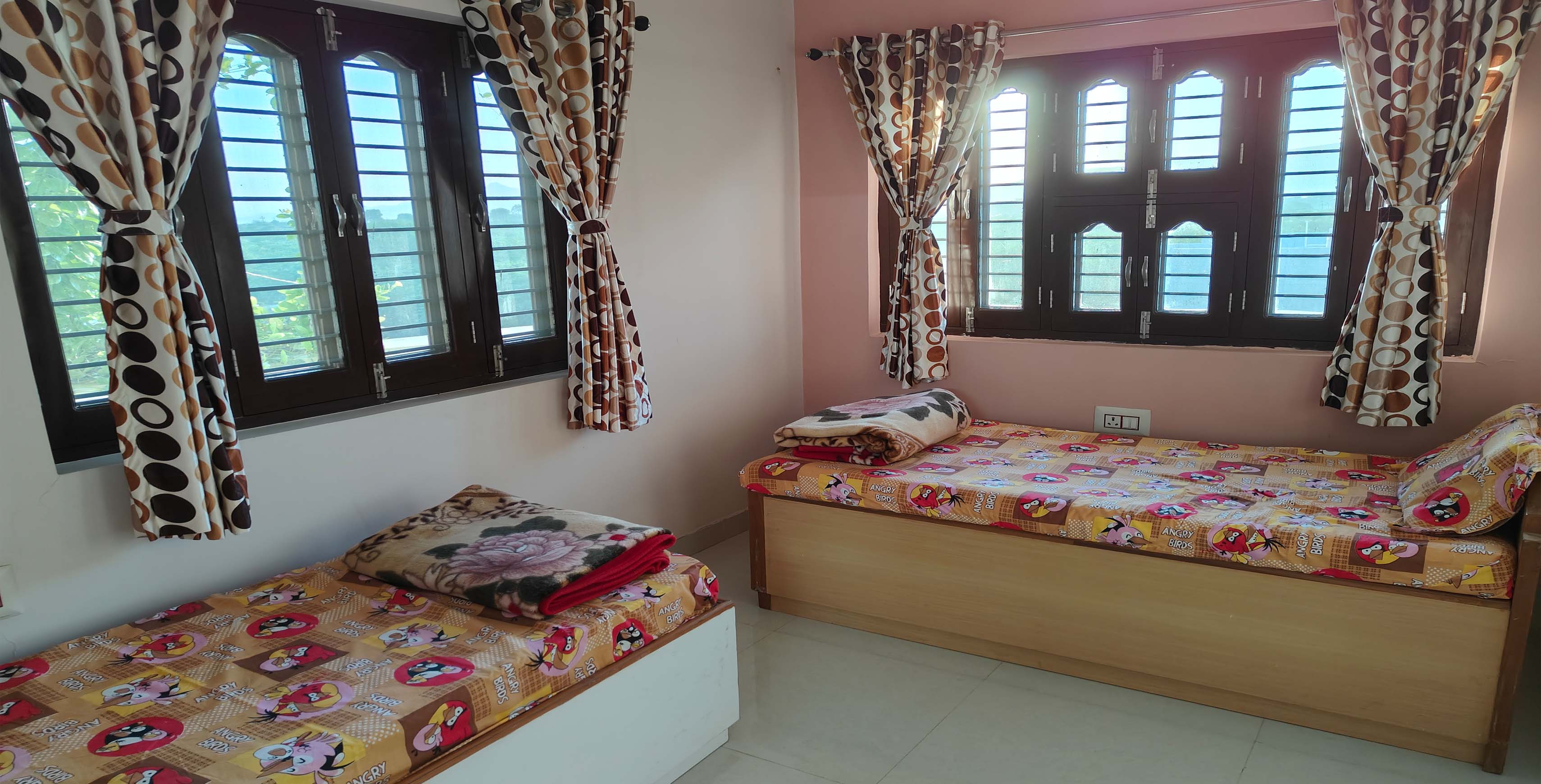 Light House HomeStay Rooms